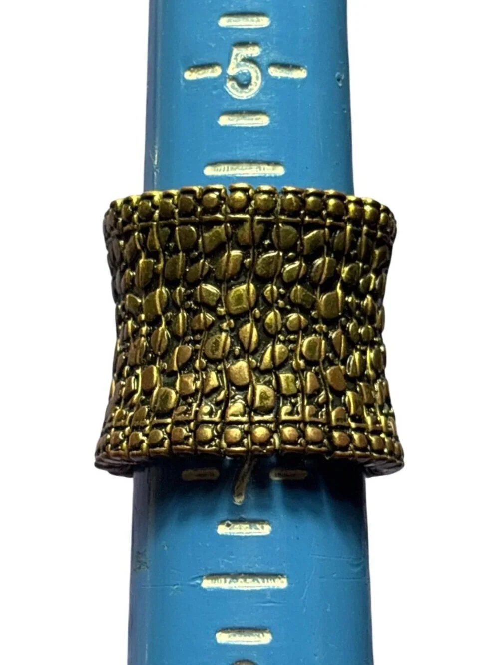Pebbled Textured Goldtone Stretchy Ring